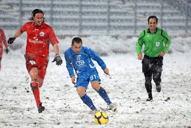 Ovako je izgledala utakmica Varaždina i Splita odigrana na današnji dan 2010.