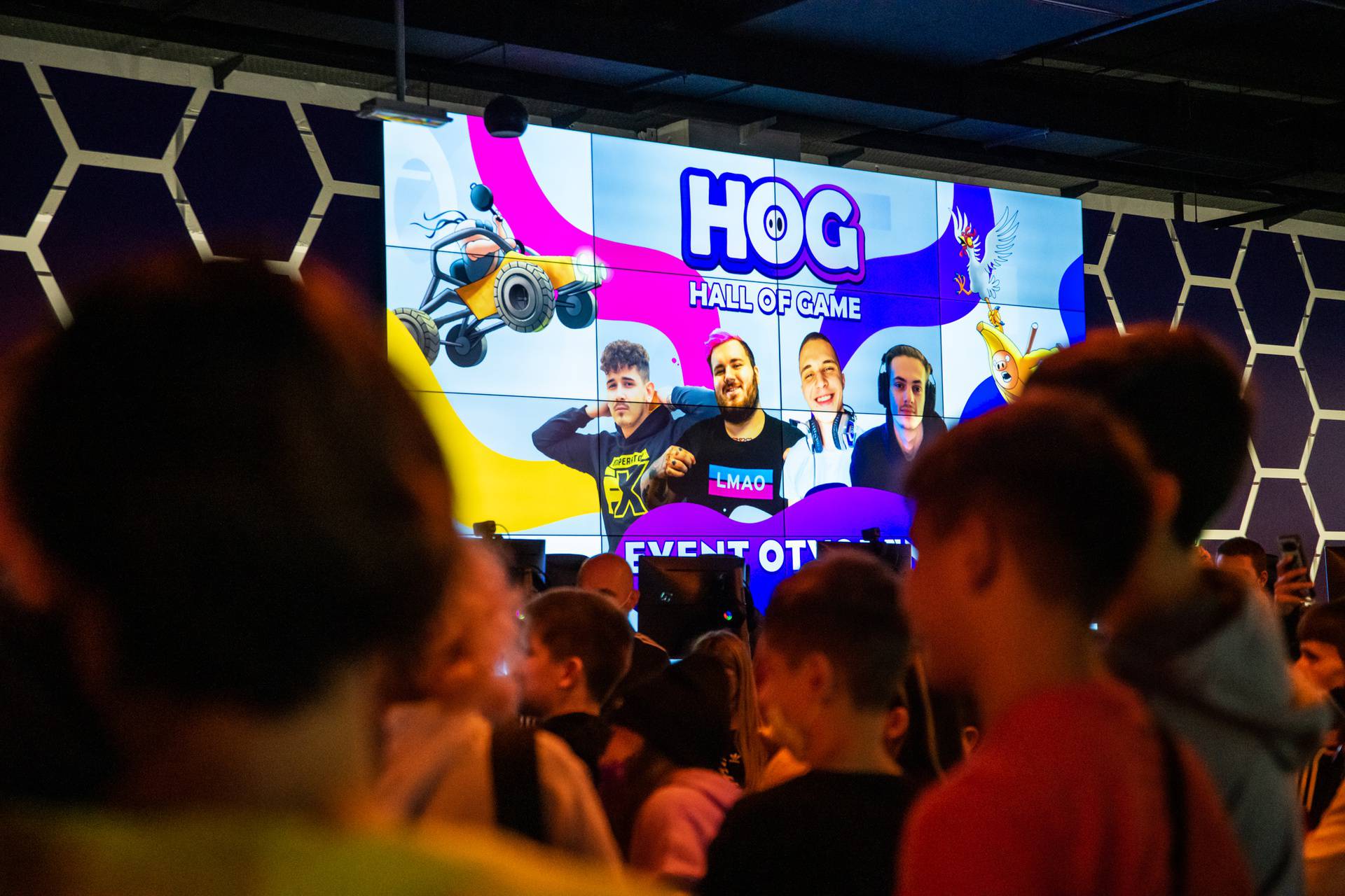 HoG powered by A1 najveća gaming dvorana otvorena uz najveće YouTube zvijezde