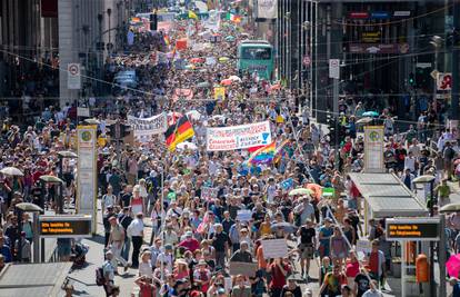 Veliki prosvjed protiv mjera u Berlinu: Mi smo drugi val!