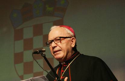 Biskup Jezerinac uhvaćen u laži: Ipak je govorio o ateizaciji
