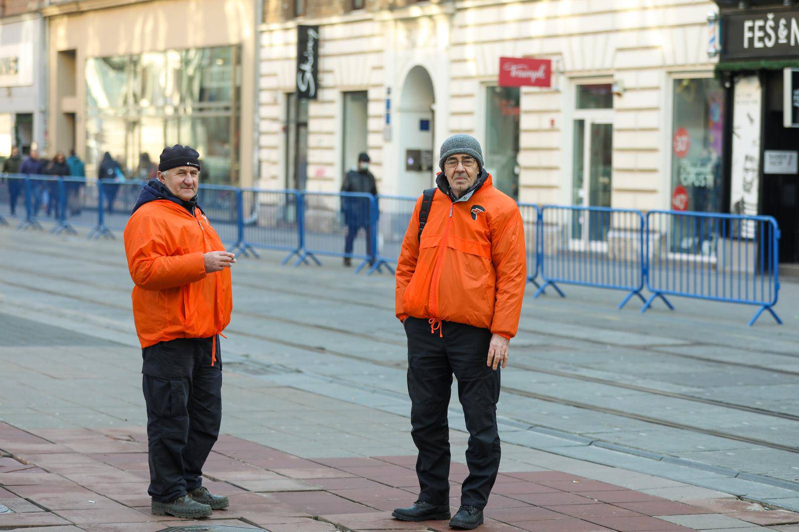 Zagreb: Ograde i zaštitari već su na mjestu za doček Vatrenih u Jurišićevoj