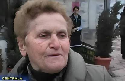 Internet ne prestaje brujati o baki koja je pomiješala Valentinovo i Dan žena!