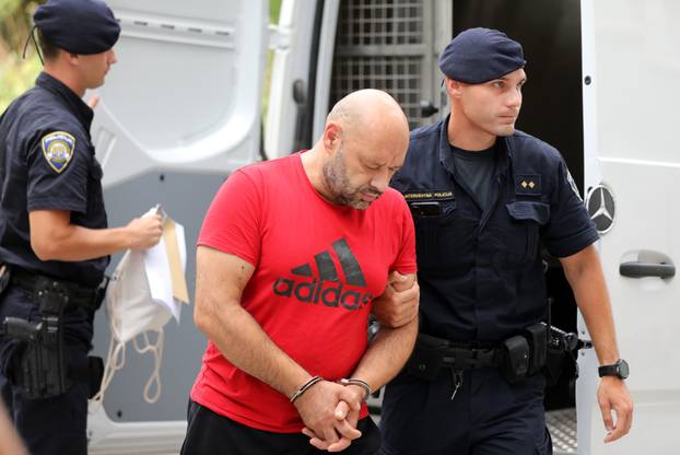 Pula: Na pulski Županijski sud privedena trojica osumnjičena za napad na mladog Slovenca u Poreču