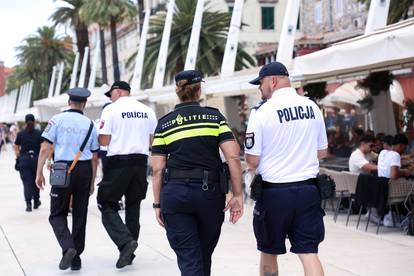 FOTO Policajci iz Poljske, Češke, Italije i Francuske  u Splitu: Na raspolaganju svojim građanima