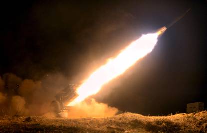 Novi napadi na Siriju: Srušili projektile iznad zračnih baza