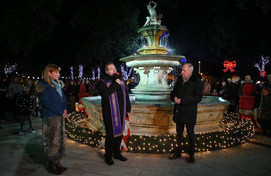 Adventi u Hrvatskoj: Gdje otići, što jesti i koliko ćete to platiti