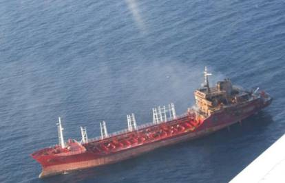 U Jadranu planuo tanker: Nije imao tereta, posada je spašena