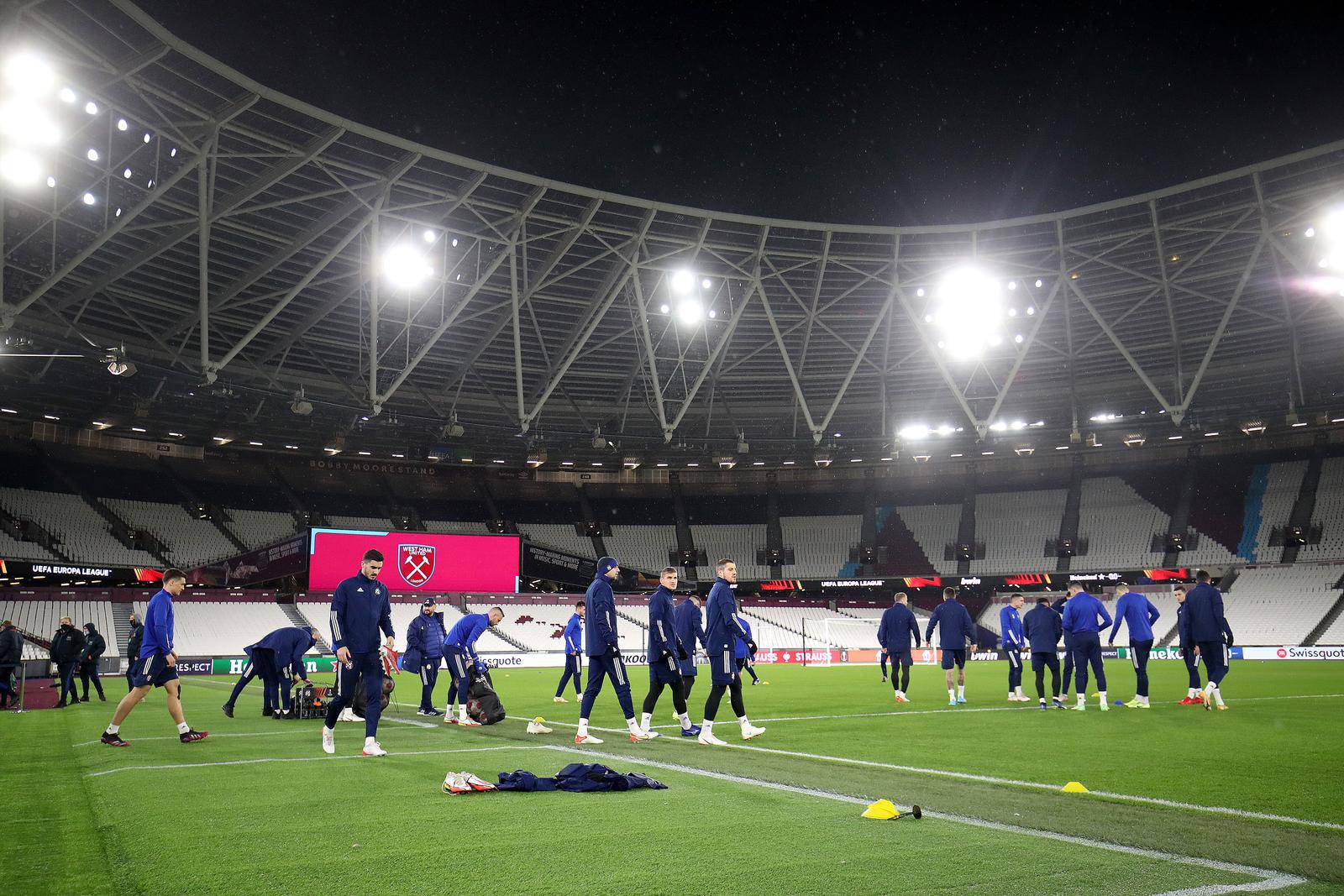 Dinamo u Londonu odradio večernji trening