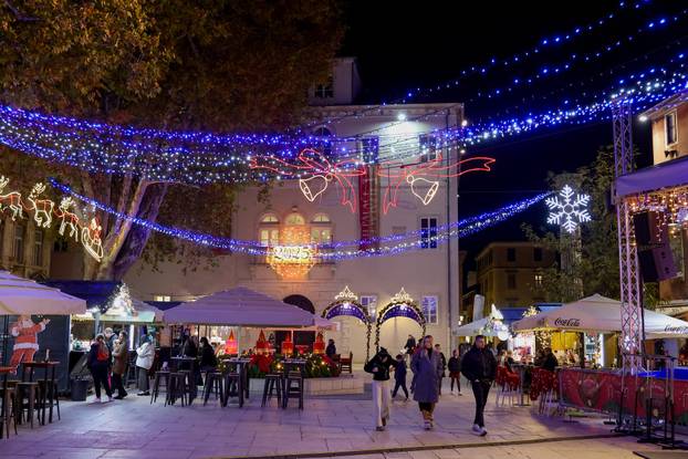 Zadar: Blagdanski ugođaj na gradskim ulicama