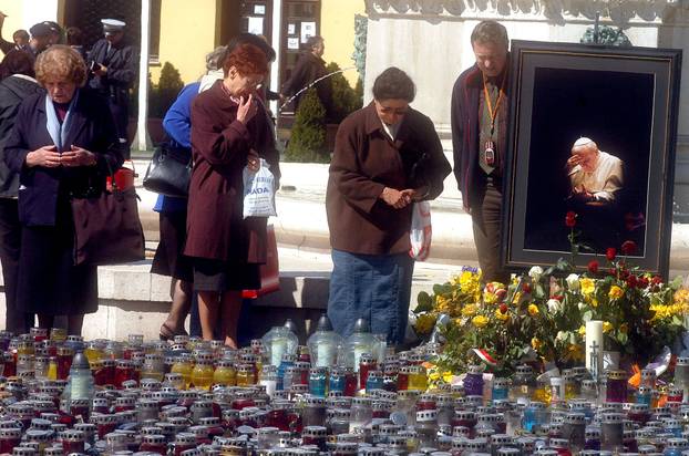 ARHIVA - Dvadeseta godišnjica smrti Ivana Pavla II.