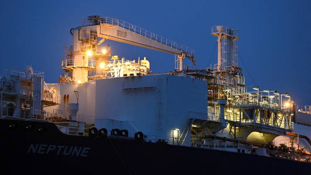 FILE PHOTO: Germany inaugurates Liquefied Natural Gas (LNG) terminal 'Deutsche Ostsee' in Lubmin