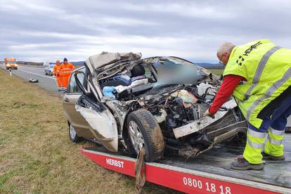 Teška nesreća na A3: Autom udario u vojni kamion i poginuo