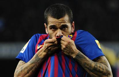 Dani Alves je vjeran Barceloni: Želim se umiroviti u tom dresu