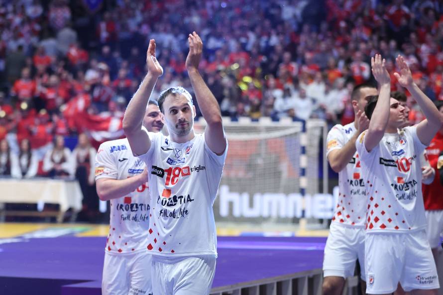 Hrvatska rukometna reprezentacija osvojila je srebrnu medalju na Svjetskom prvenstvu