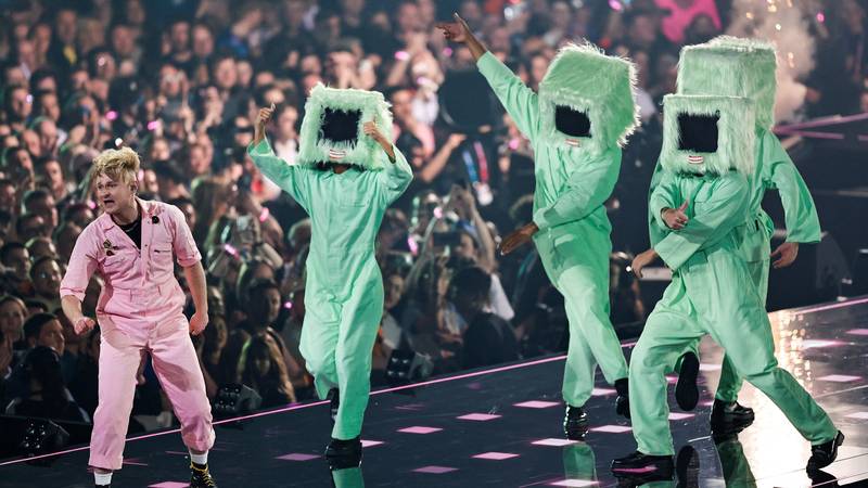 Zašto predstavnik Ujedinjenog Kraljevstva na Eurosongu pjeva i na njemačkom? On objasnio...