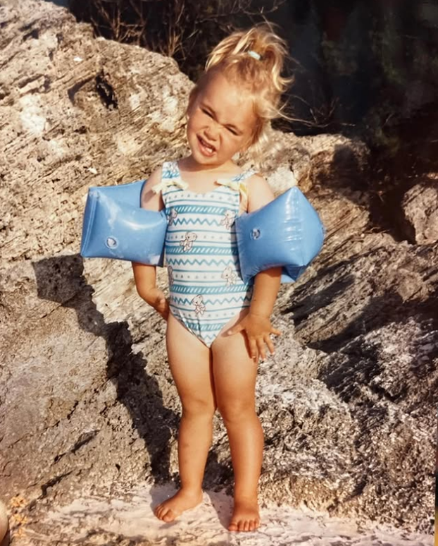 FOTO Fatalna crnka 'iz Pariza' danas slavi rođendan: Biste li ju prepoznali kao plavušu?