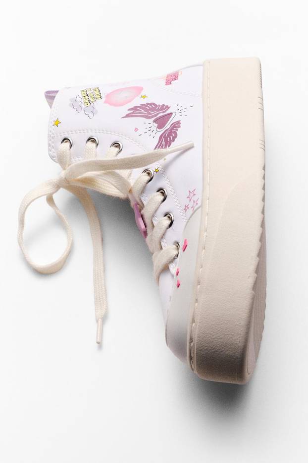 Pregledali smo ponudu! Nove tenisice za novu školsku godinu