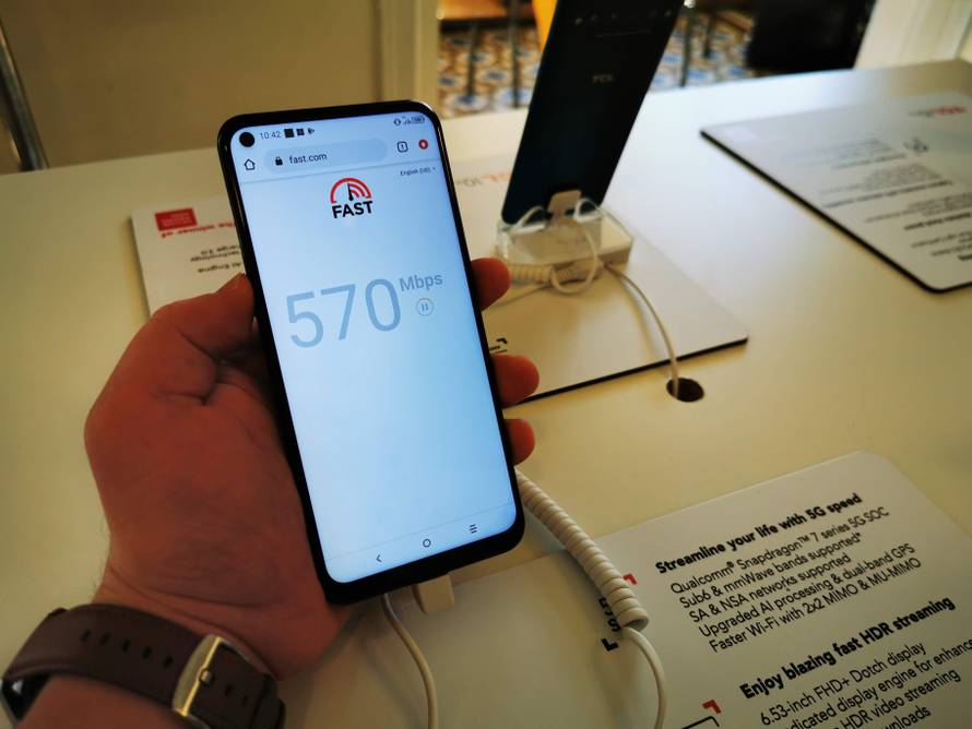 TCL odlučio pokazati da brzi 5G telefon ne mora biti  skup