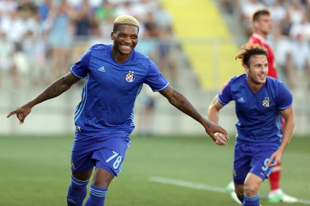 Rijeka: Slavlje Dinamovaca nakon postignutih pogodata protiv HNK Rijeka