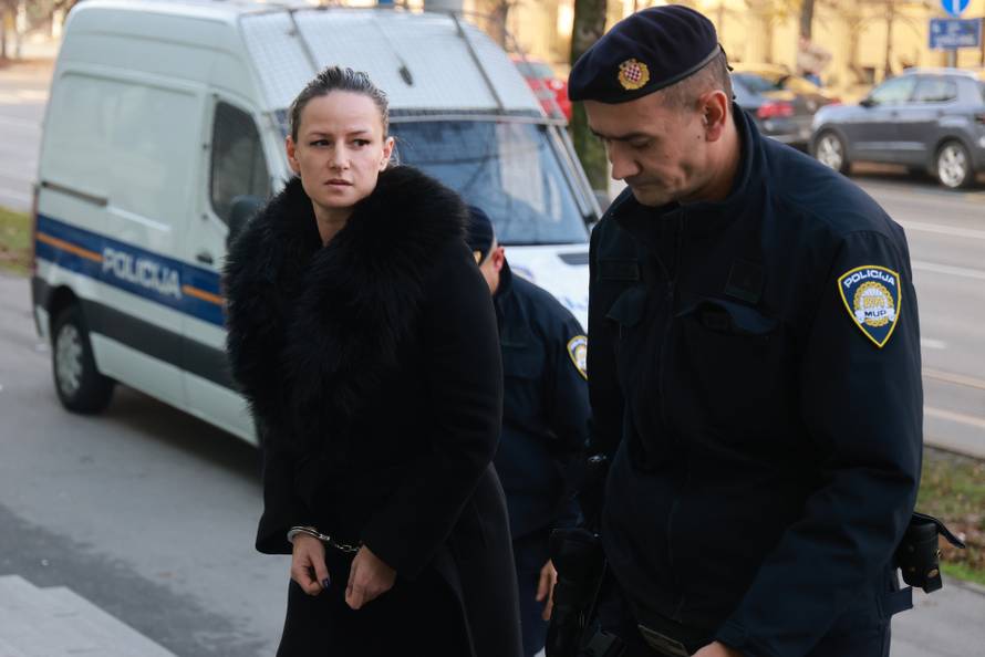 Osijek: Privođenje osumnjičenih za krijumčarenje i preprodaju tone marihuane