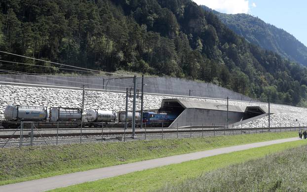 Cargo train drives into northern portal of Gotthard Base Tunnel near Erstfeld