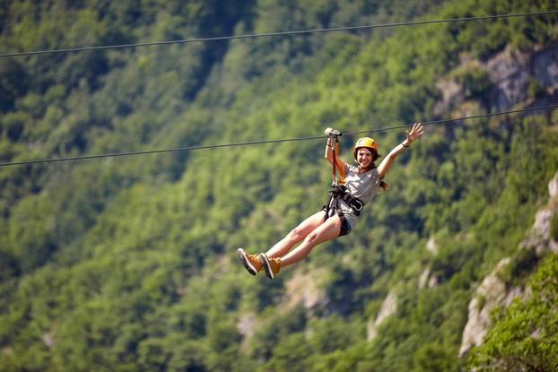Happy,Young,Cheerful,Female,Tourist,Wearing,Casual,Clothes,Riding,On