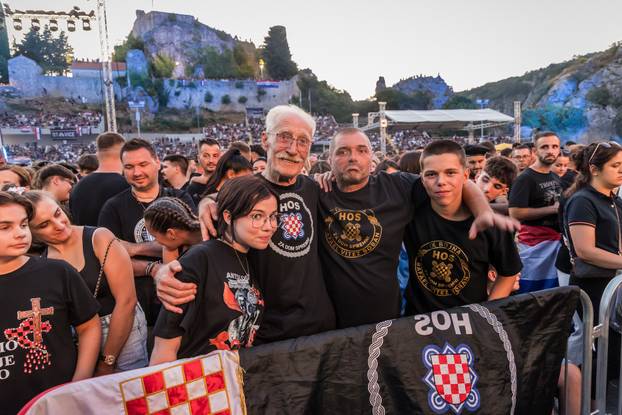 Atmosfera u Imotskom uoči koncerta Marka Perkovića Thomsona
