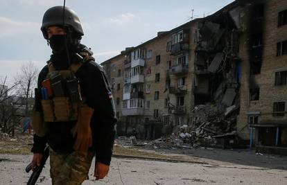Kijev: Rusija je zarobila oko  700 vojnika i nekoliko stotina civila