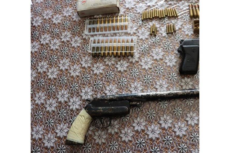 Puške, prigušivači... evo što su našli tipovima u Sesvetama!