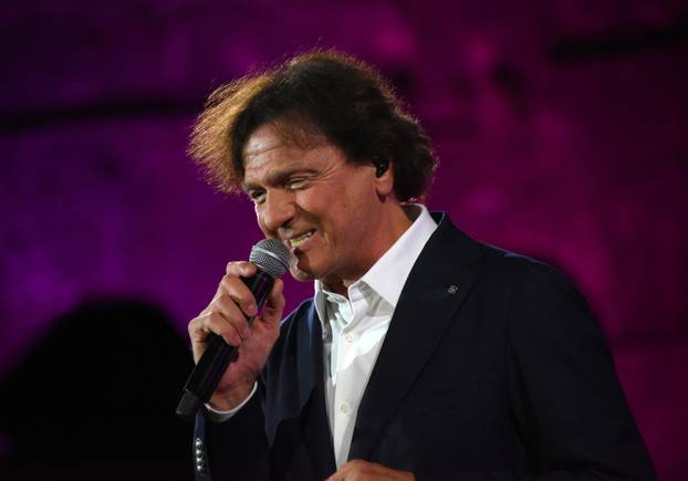 Koncert Zdravka Čolića u Areni u Puli