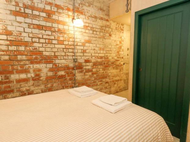 FOTO Od vojarne do top destinacije: Pogledajte kako je ratni bunker postao dom za odmor