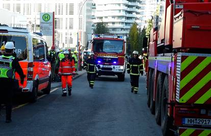 Velika nesreća na gradilištu u Njemačkoj. Srušile su se skele, najmanje pet mrtvih radnika