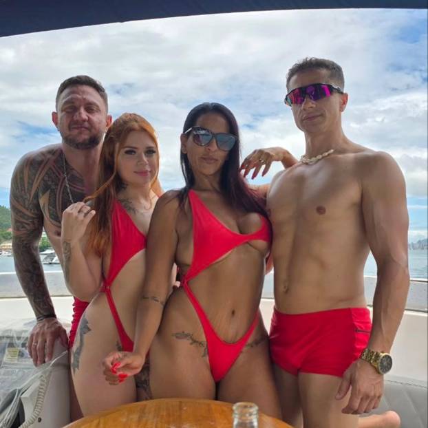 VIDEO: Poly family-of-six reveals how they tackle parenting, shared chores and who is the middle spoon