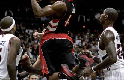 NBA: Miami slavio bez Wadea i Jamesa, Bryant pod blokadom