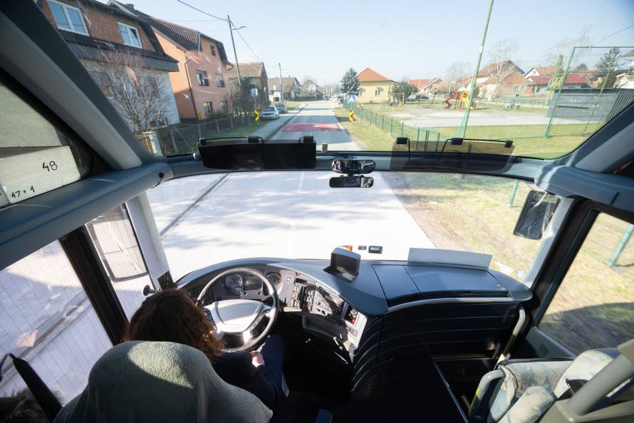 Nakon što je doživjela nesreću u ZET-ovom busu, Josipa je odlučila postati vozačica autobusa