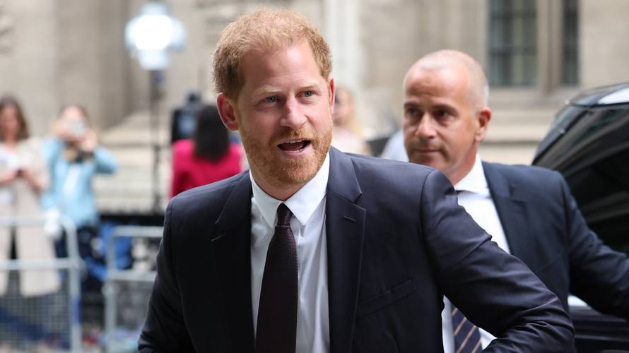 Gaće princa Harryja vrijedne su milijune dolara! 'Nisu oprane, a za njih imam i posebno mjesto'