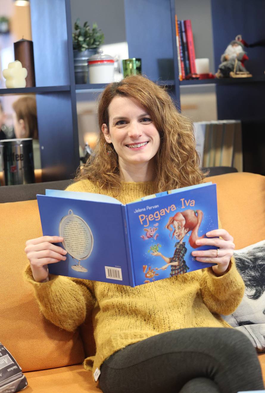 Zagreb: Spisateljica Jelena Pervan