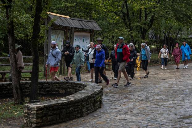 Kišno jesenski ugođaj na Plitvičkim Jezerima