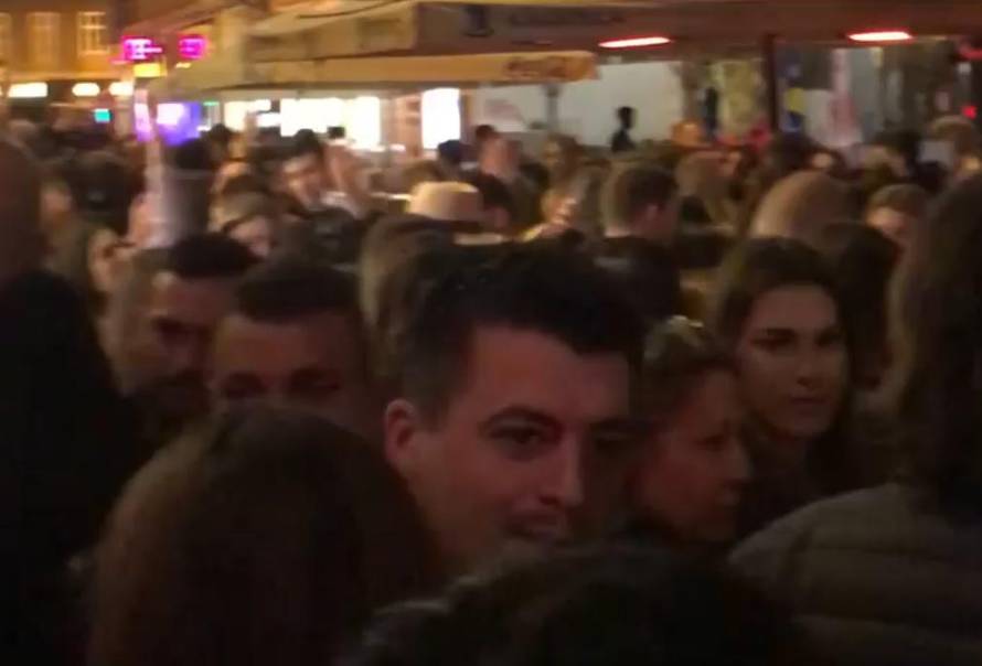 Vlasnik kraj čijeg kafića je sinoć bio 'korona party' u Zagrebu: 'Ne možemo tjerati ljude s ulice'