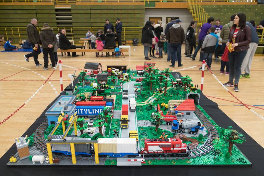 Za jednu kreaciju od 'legića' potrebno je i nekoliko mjeseci