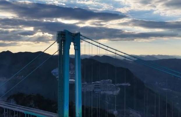 FOTO Otvoren u Kini: Evo kako izgleda najviši most na svijetu