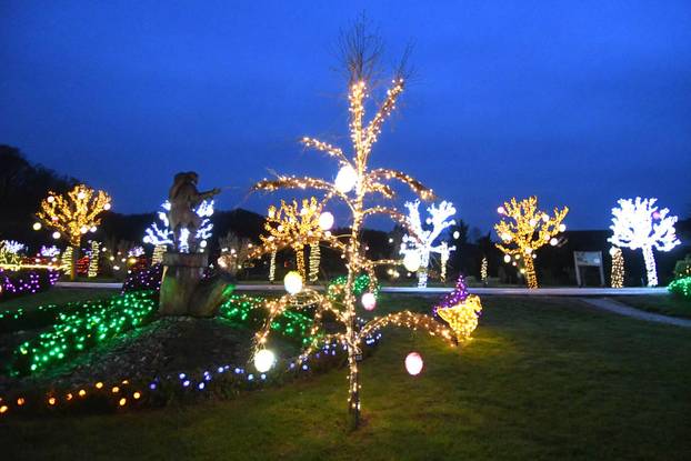 Grabovica: Uskrsna čarolija svjetla by Salaj donosi magičan ugođaj sa preko 60.000 pisanica