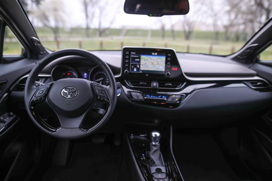 Melem za oči, a može biti i prava prvakinja u štedljivosti