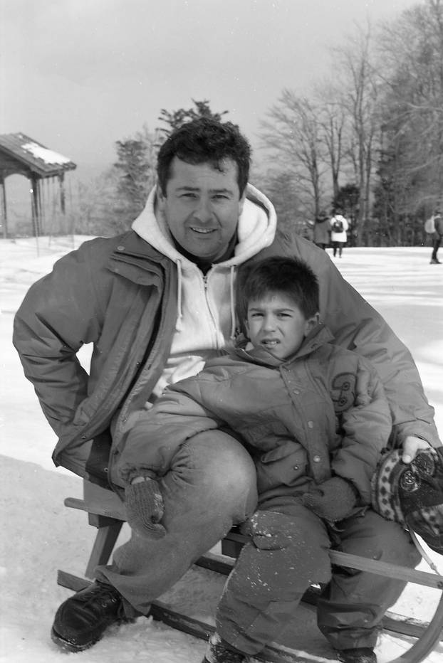 Zagreb: Brojni Zagrepčani uživali na Sljemenu u svježem zraku i raznim aktivnostima