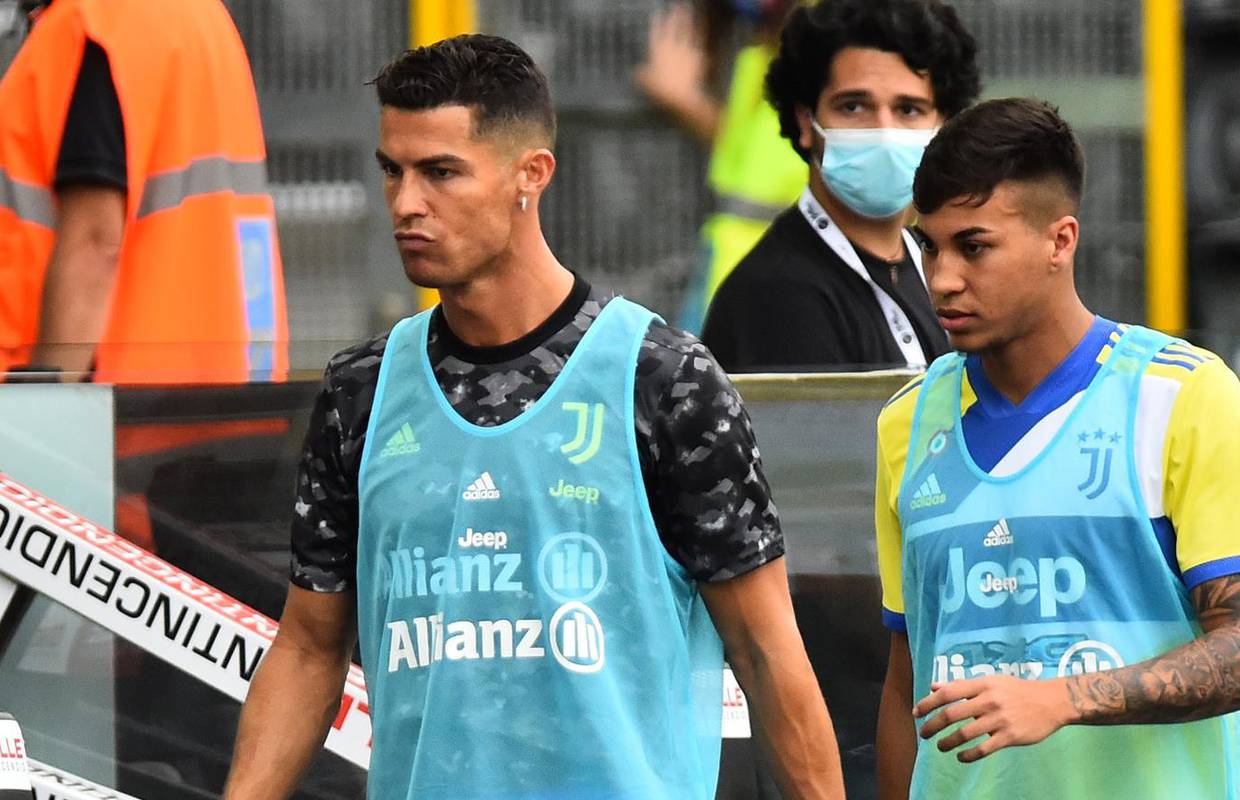 Uzbuna u Juventusu: Ronaldo odbio startati jer čeka transfer?!