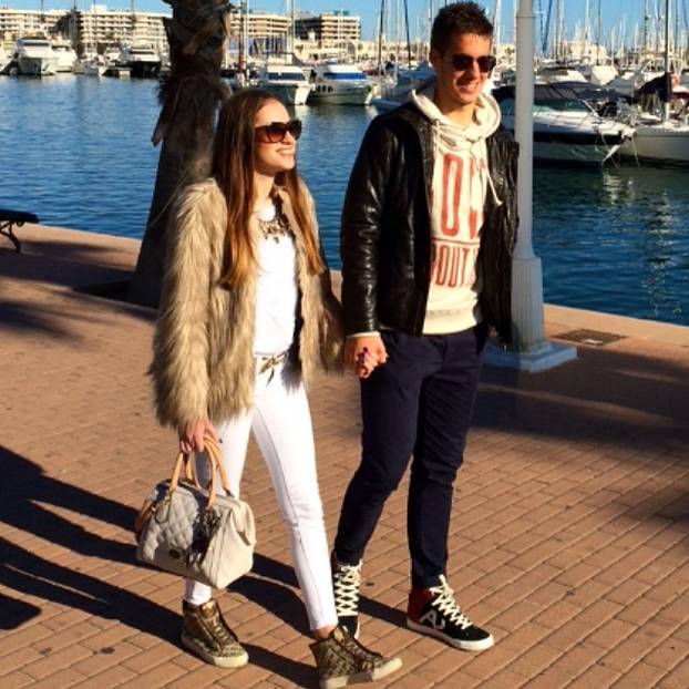 FOTO 'Vatreni' nosi njenu fotku na svakoj utakmici. Prohodali su kao tinejdžeri i isti dan slave