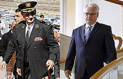 Josipović Glavašu oduzeo odličja, gubi i čin generala?