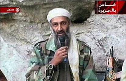 Musharraf objavio datum izbora, a Bin Laden rat 