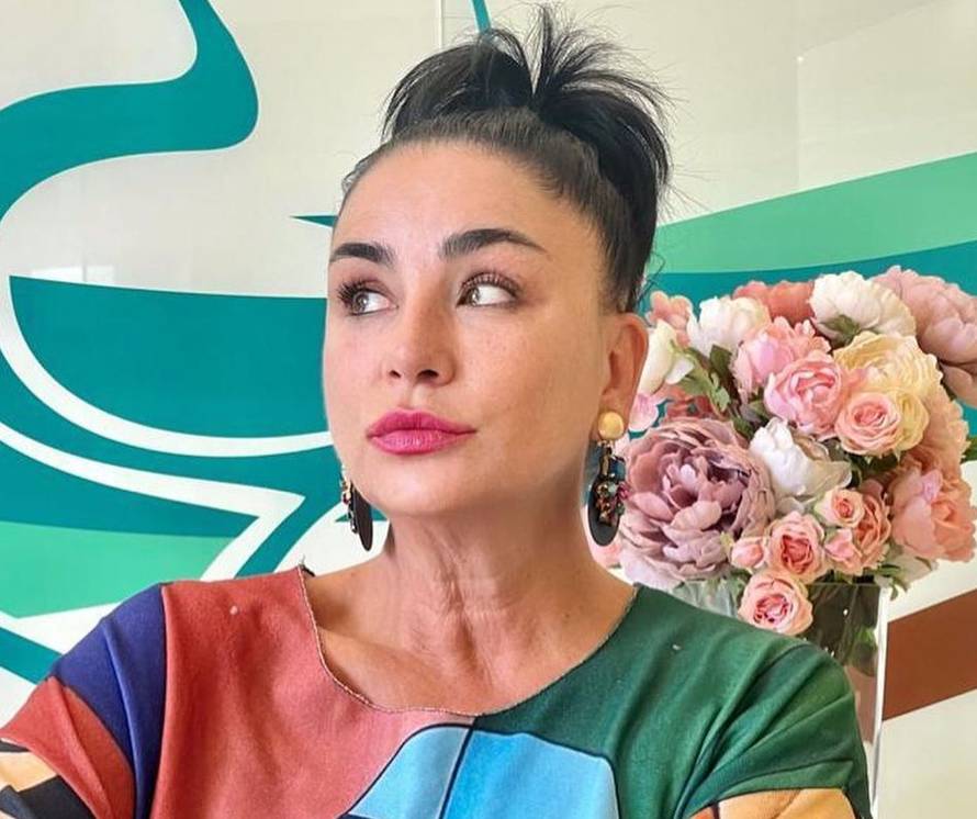 Znate li da stihove ovih hitova potpisuje Alka Vuica? 'Pišem i dok kuham. Znam svoj zanat'