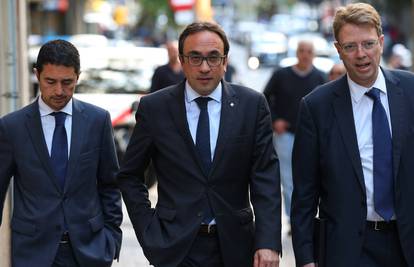 Žele ih izbaciti: Katalonski dužnosnici vratili se u urede
